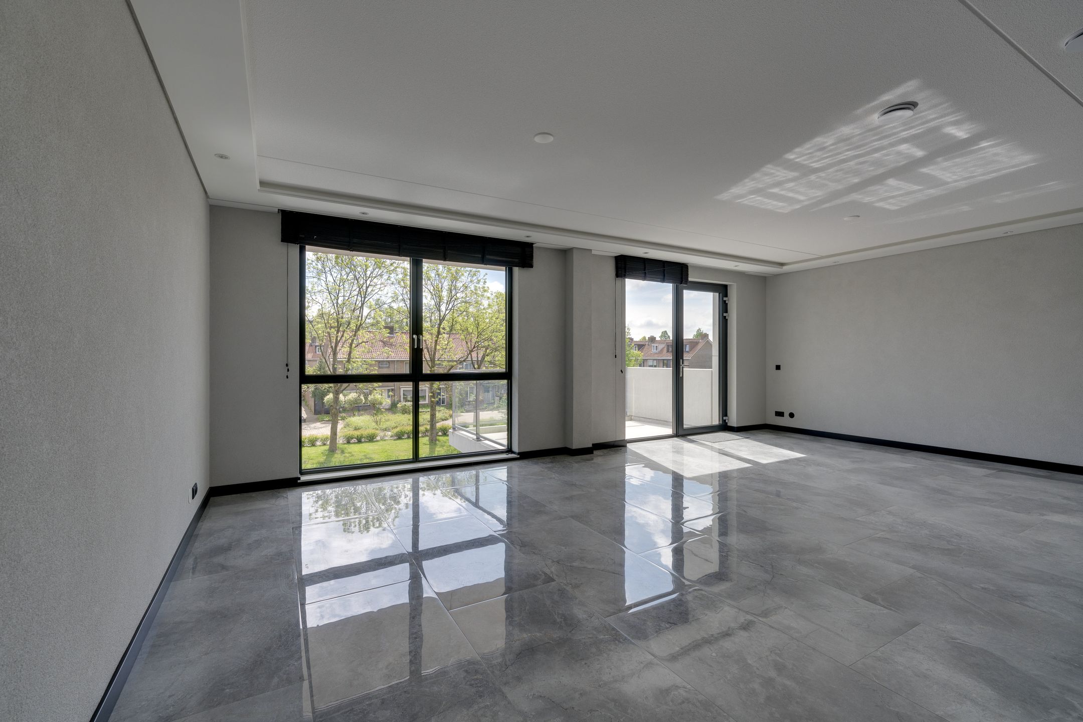 Luxury Finished Ready-to-Move Apartment with Parking in Modern Purmerend Complex — 12