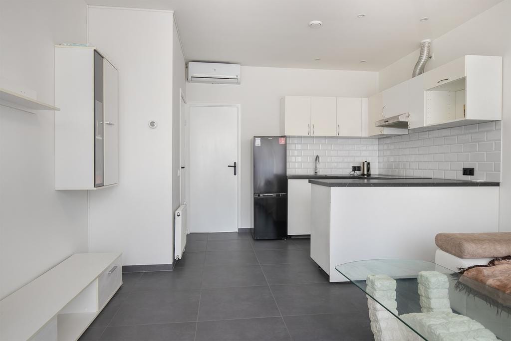 Two Independent Residences Available in Rotterdam Kleinpolder — 25