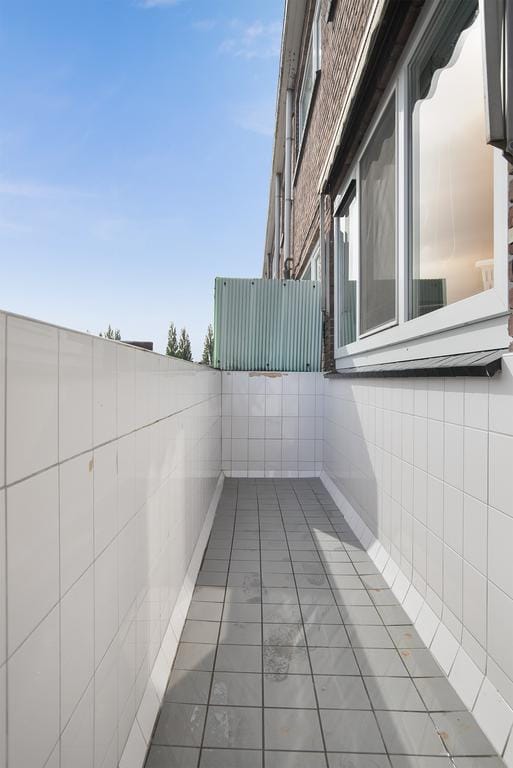 Two Independent Residences Available in Rotterdam Kleinpolder — 18