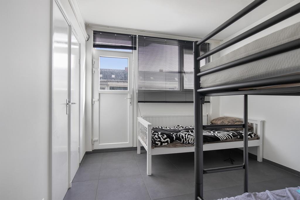 Two Independent Residences Available in Rotterdam Kleinpolder — 31