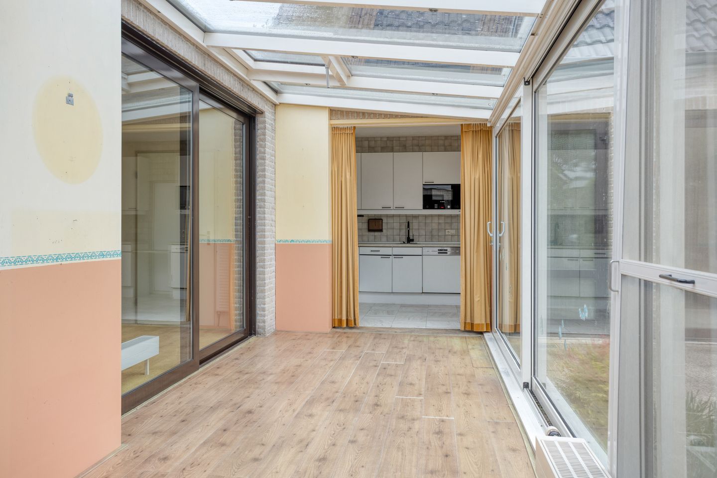 Photo 14 of Burgemeester Wittestraat 1