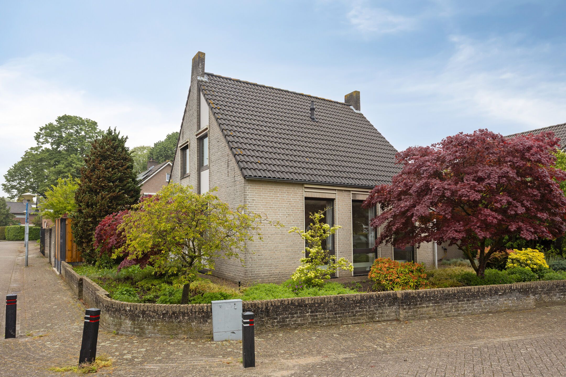 Photo 36 of Burgemeester Wittestraat 1