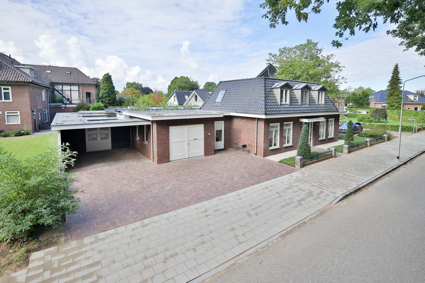 Photo 4 of Wilhelminastraat 1