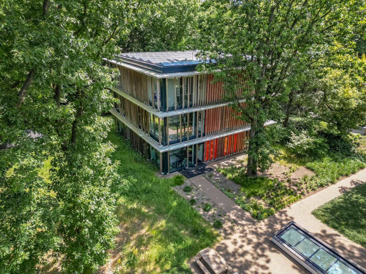 Bekijk foto 3 van Zonneoordlaan 17
