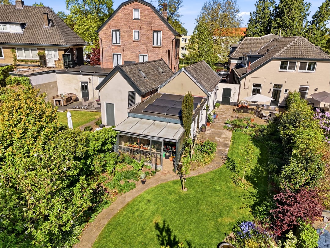 Sustainable Monumental Home with Deep Garden Near the IJssel River — 52