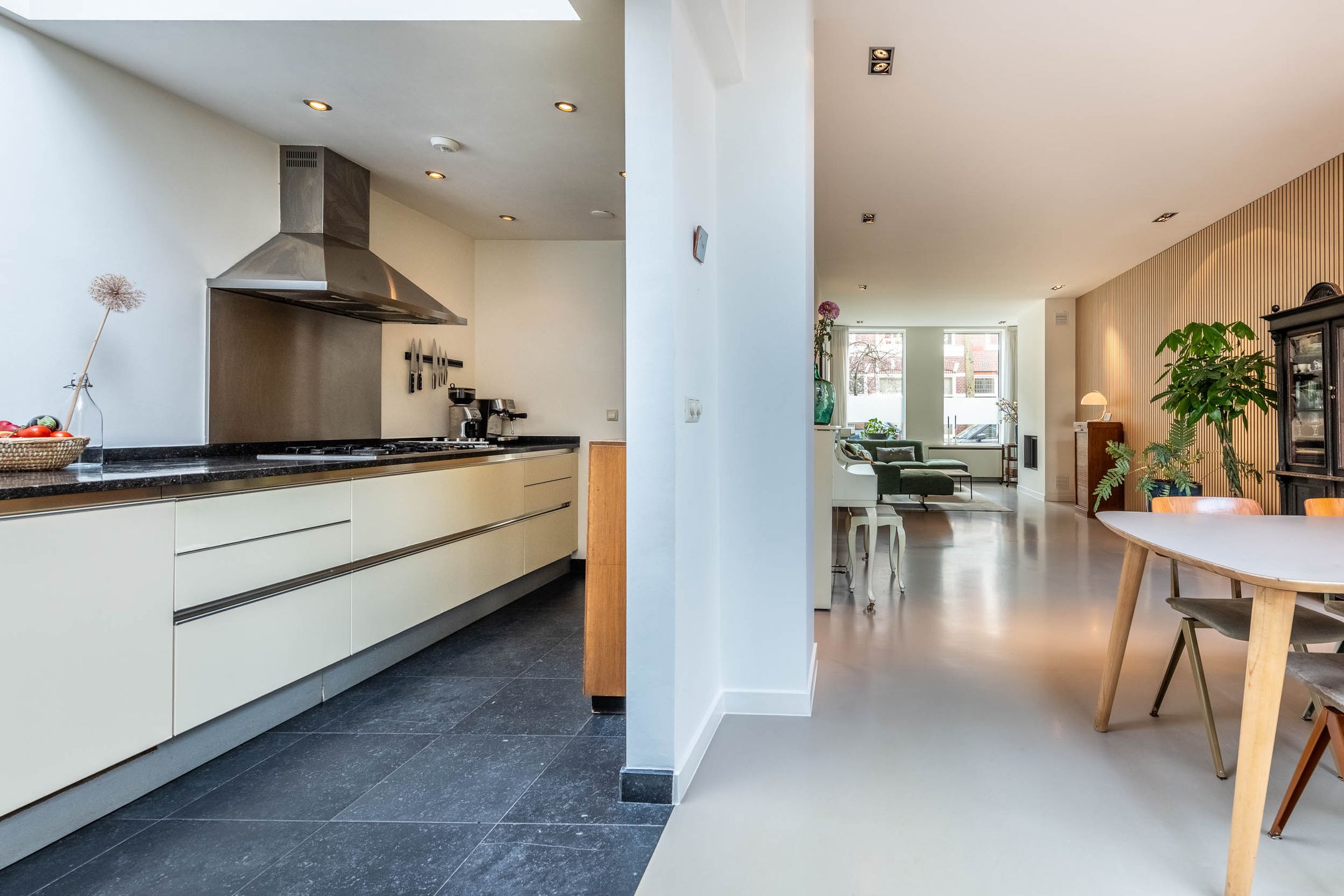 Photo 12 of Schermerstraat 25
