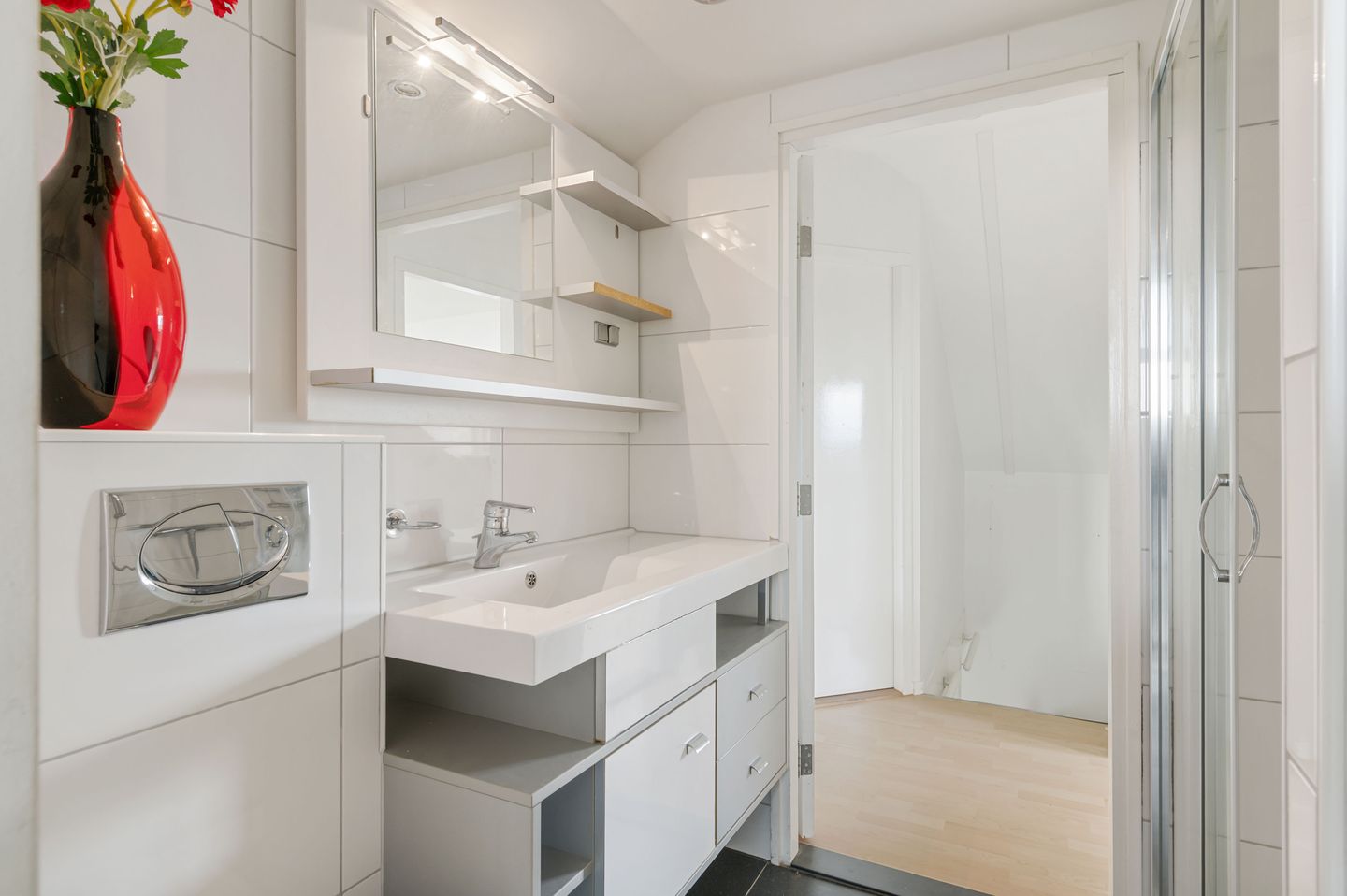 Photo 35 of De Witte Raaflaan 171