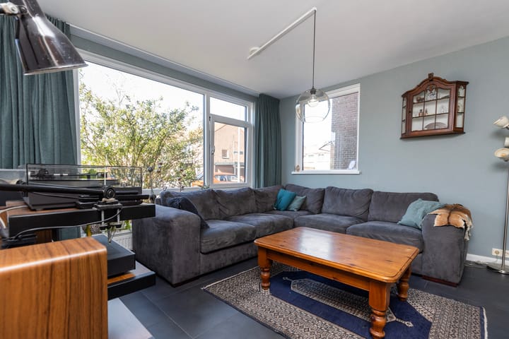 Hoekwoning te koop: Mesdagstraat 18, Zwijndrecht