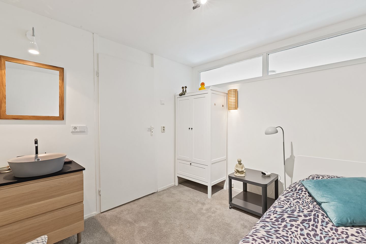 Photo 10 of Anne Franklaan 205
