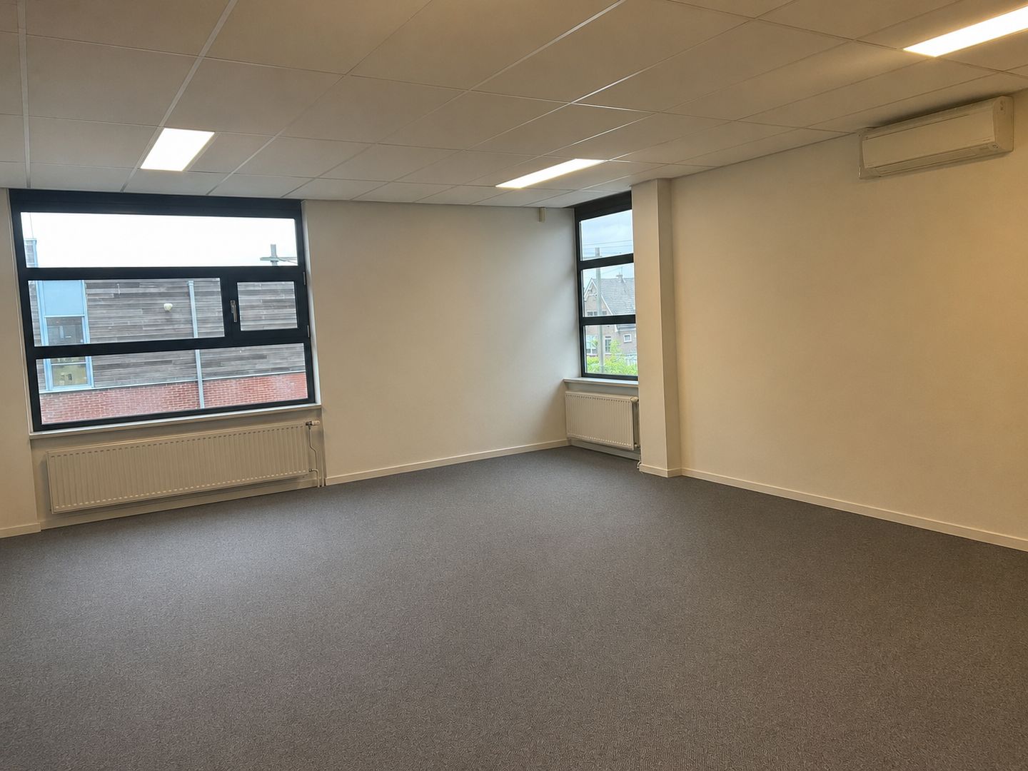 View photo 4 of Veilingstraat 22