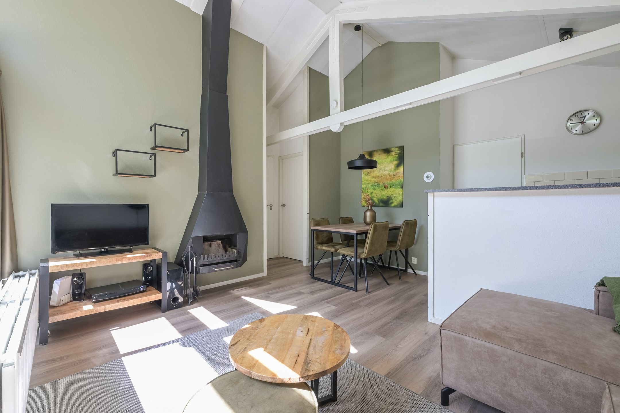 3-bedroom freehold villa in Braamt — photo 5 of 5