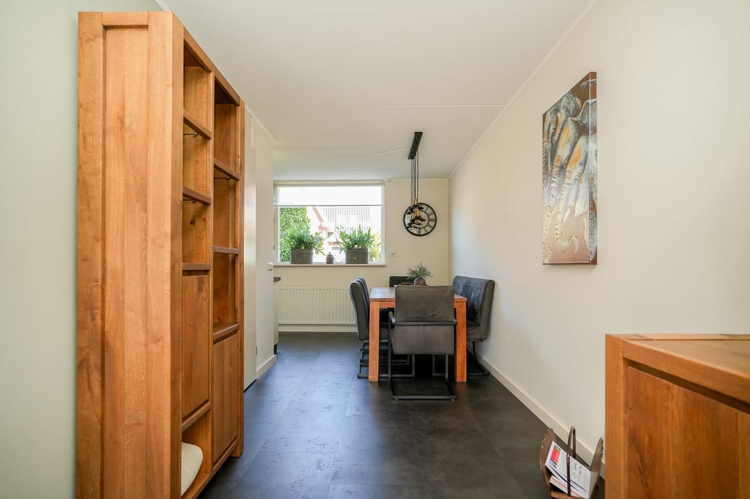 Semi-detached home with sunny garden and potential for ground floor living in Dreumel — 13