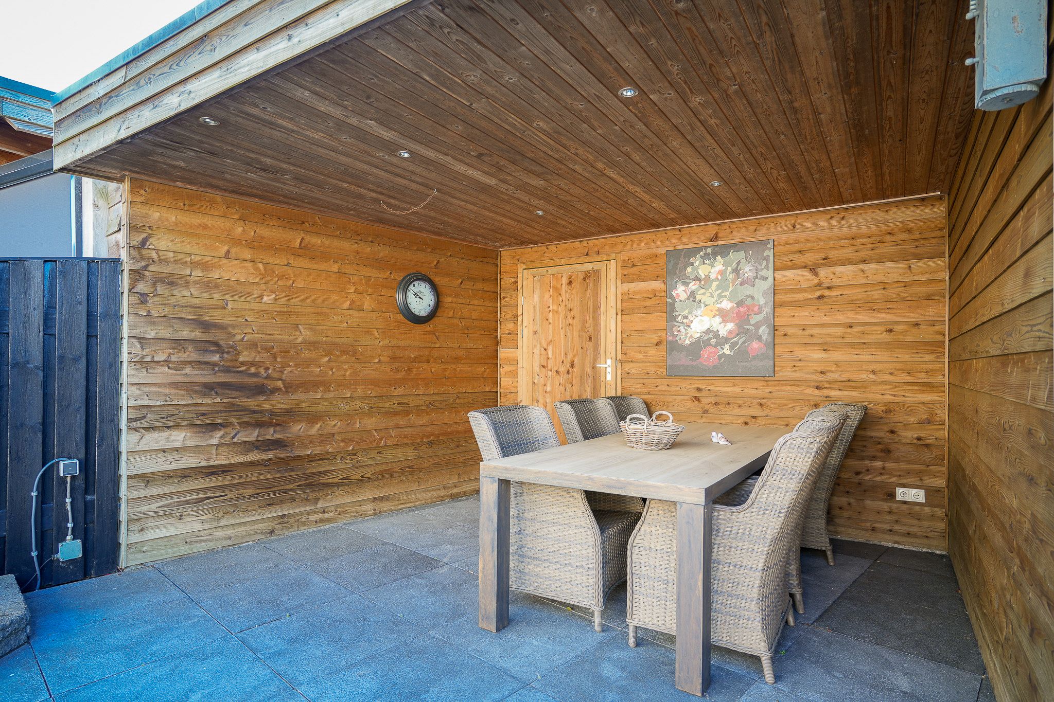 Semi-detached home with sunny garden and potential for ground floor living in Dreumel — 36