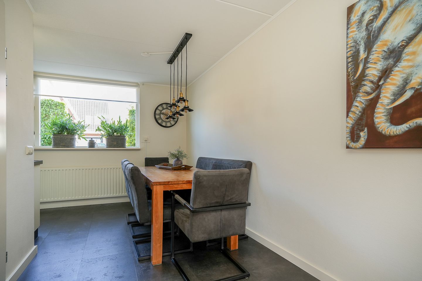 Semi-detached home with sunny garden and potential for ground floor living in Dreumel — 14