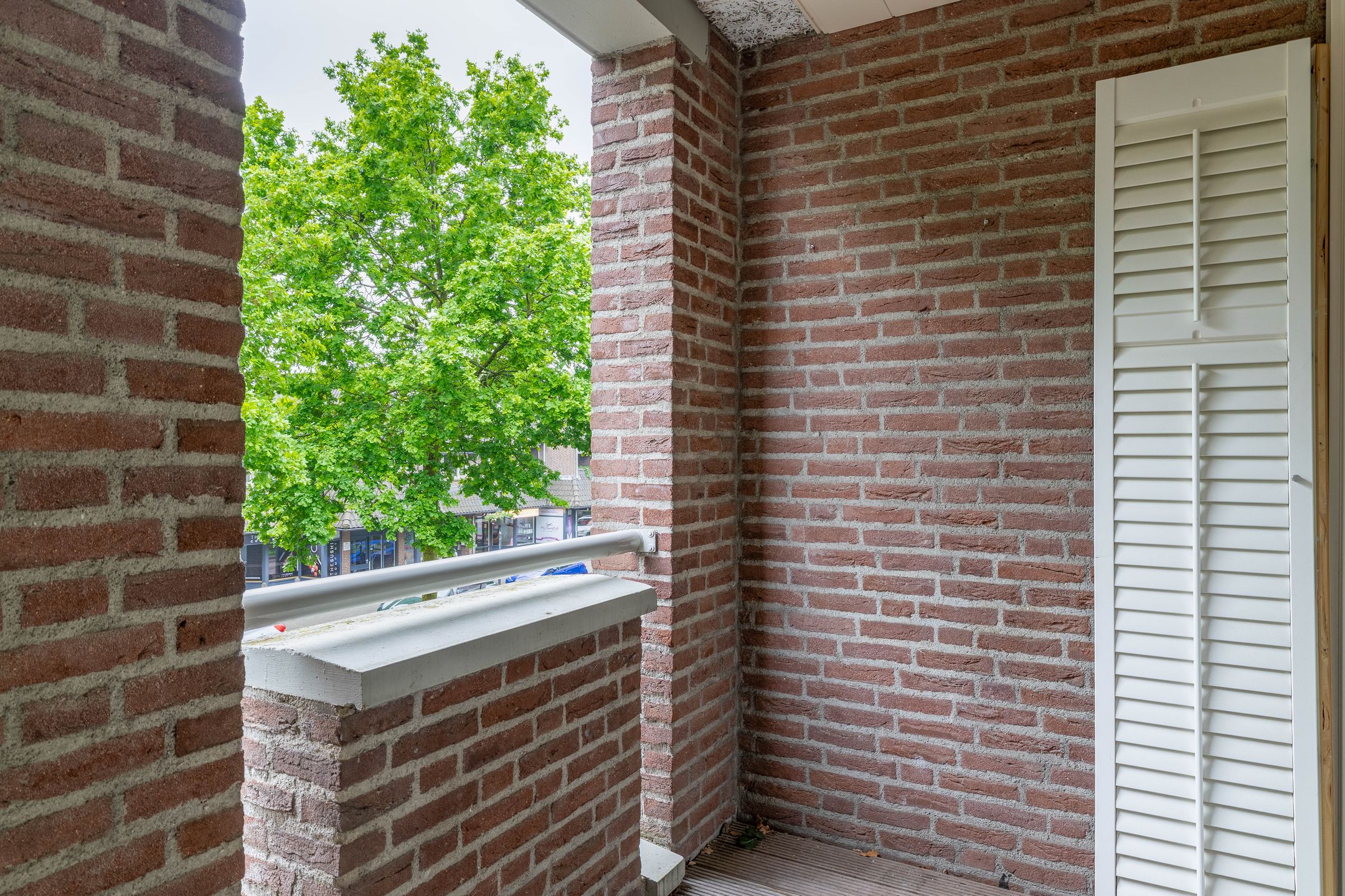 Photo 15 of Vincent van Goghstraat 47