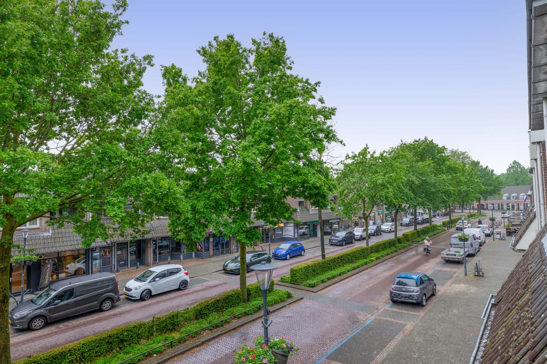 Photo 16 of Vincent van Goghstraat 47