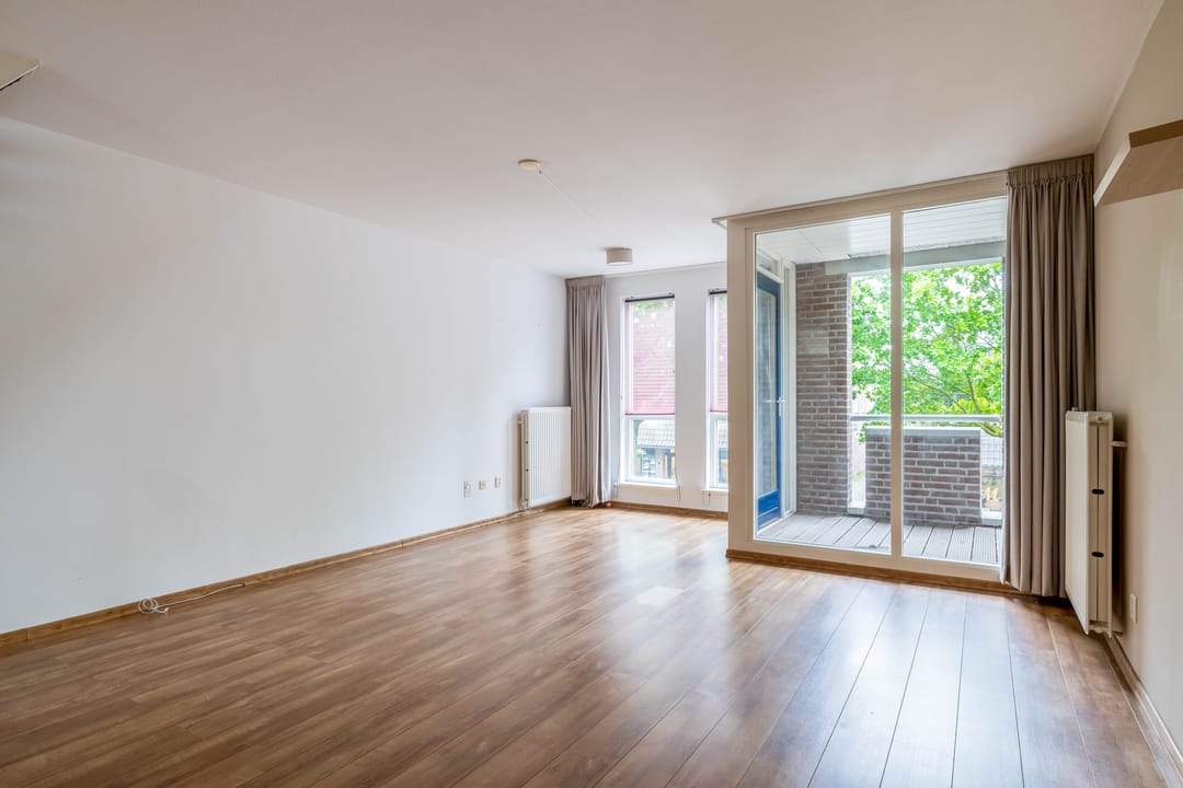 Photo 2 of Vincent van Goghstraat 47