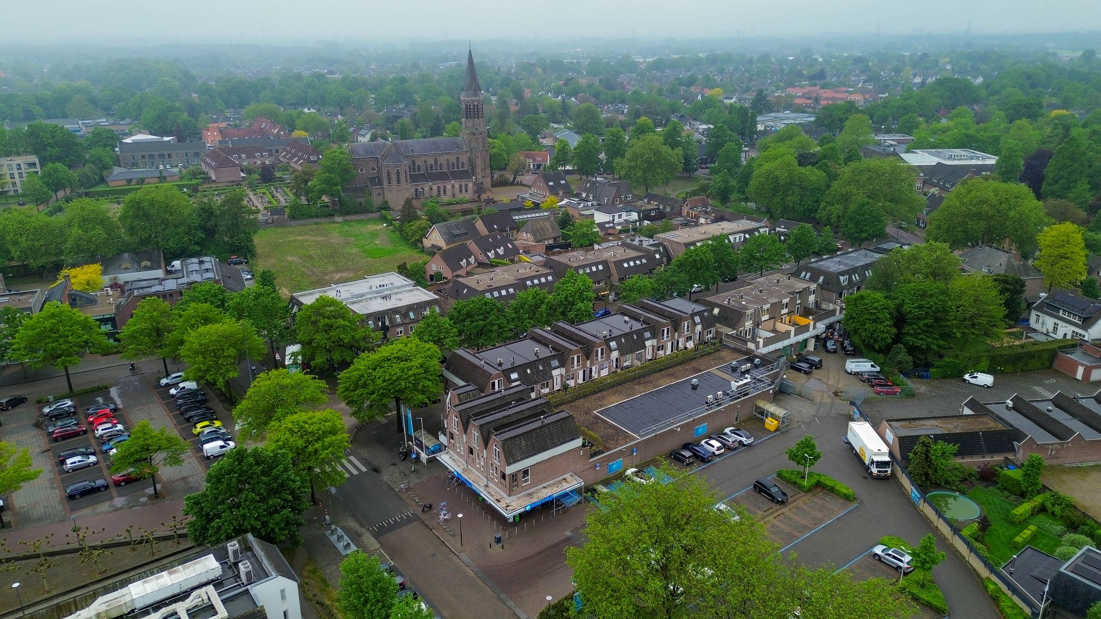 Photo 39 of Vincent van Goghstraat 47