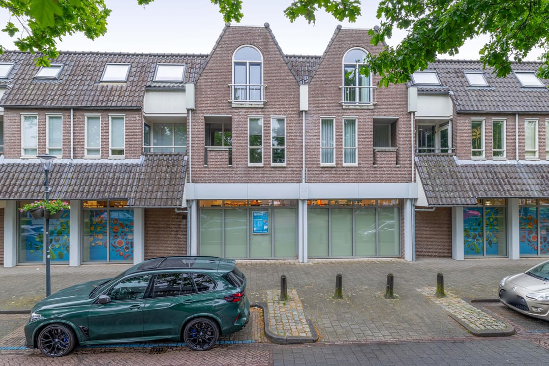 Photo 1 of Vincent van Goghstraat 47