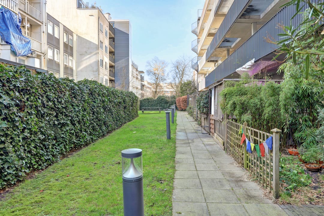 Photo 17 of Camperstraat 22-M