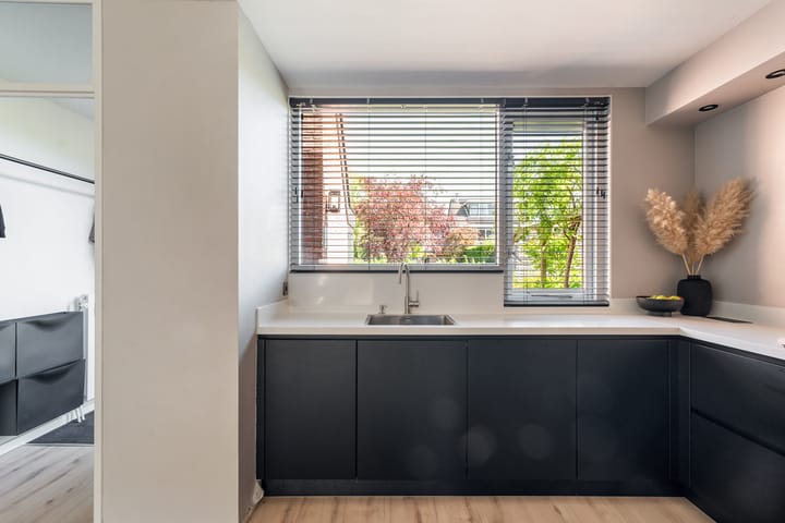Tussenwoning te koop: Perengaarde 19, Zoetermeer