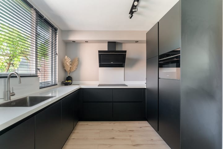 Tussenwoning te koop: Perengaarde 19, Zoetermeer