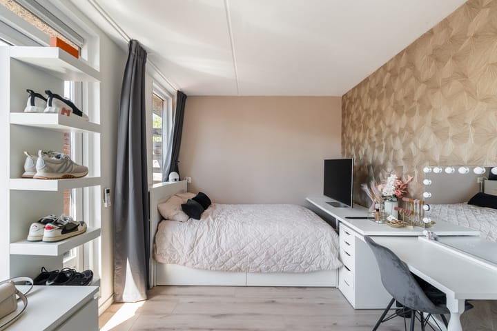 Tussenwoning te koop: Perengaarde 19, Zoetermeer