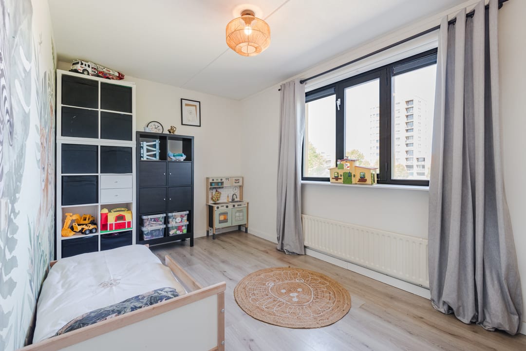 Photo 16 of Scharlakenstraat 24