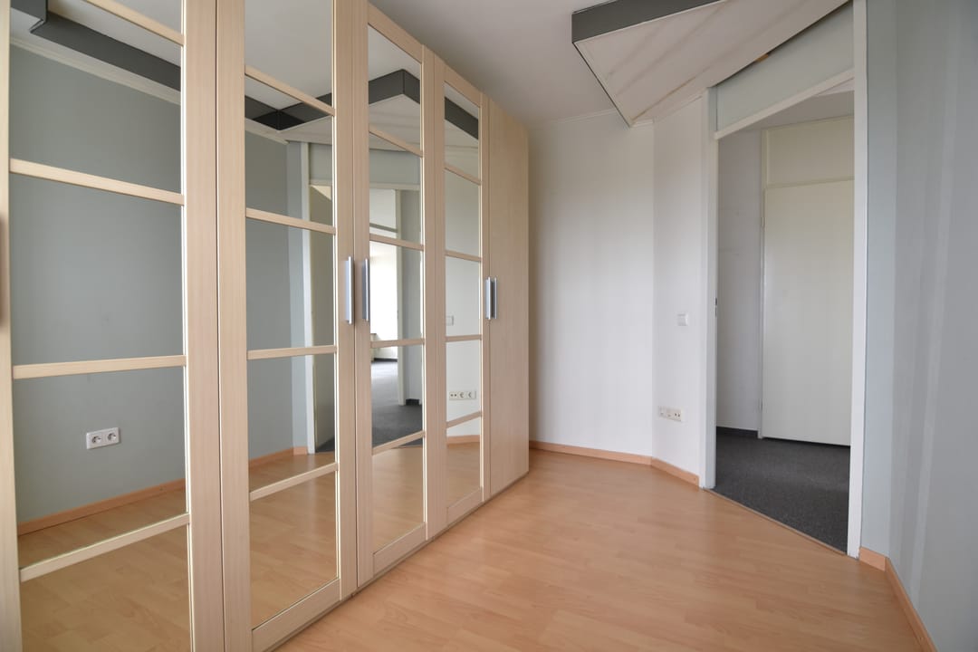 Photo 11 of Zeswegenlaan 268