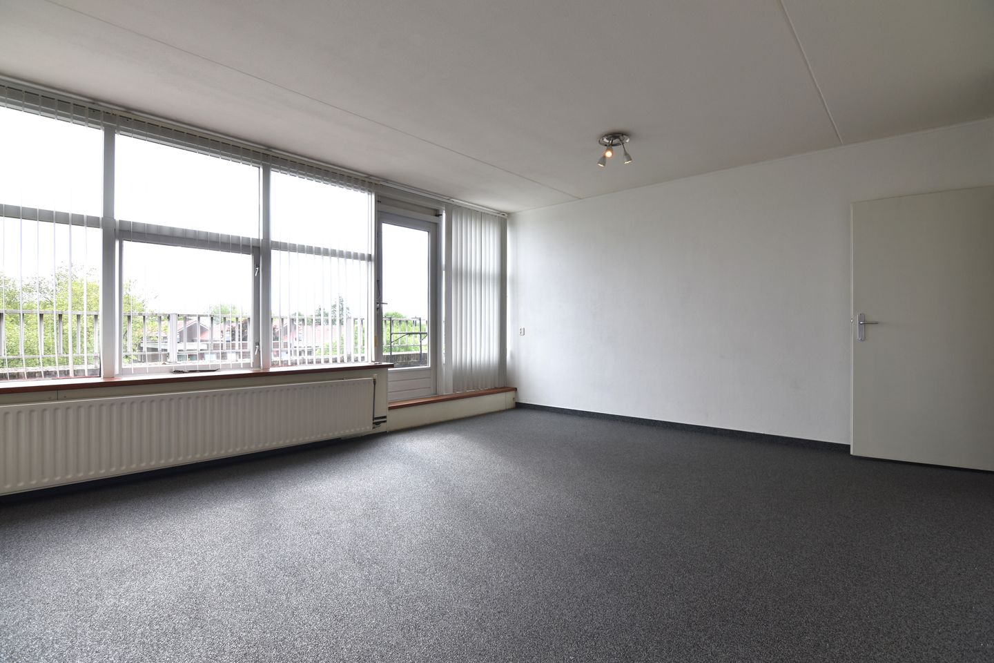 Photo 4 of Zeswegenlaan 268