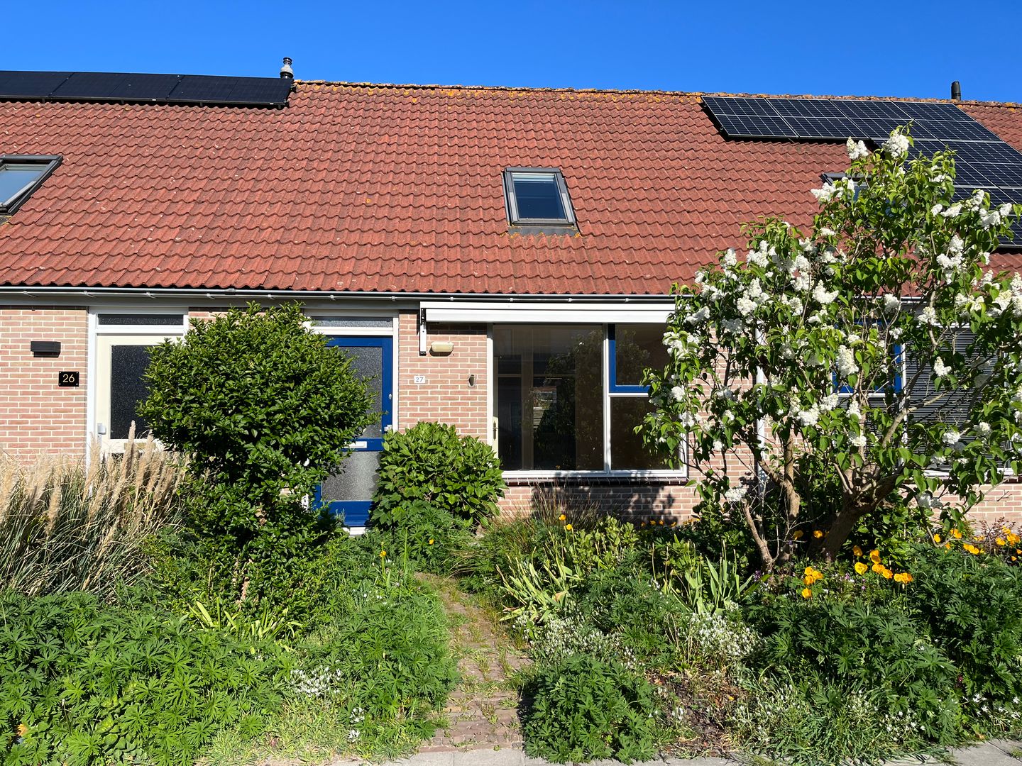 Photo 29 of Morgen 27