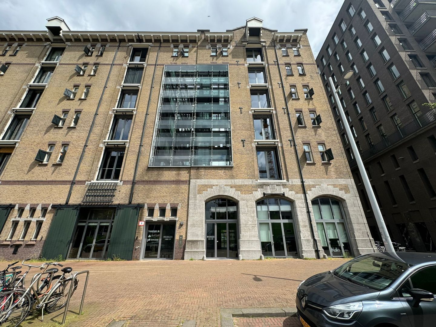 Bekijk foto 2 van Lloydstraat 198