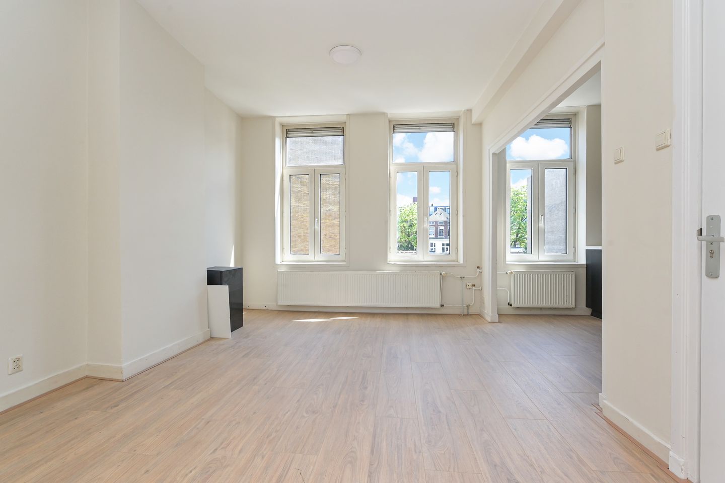 Foto 4 van Van Hogendorpstraat 3