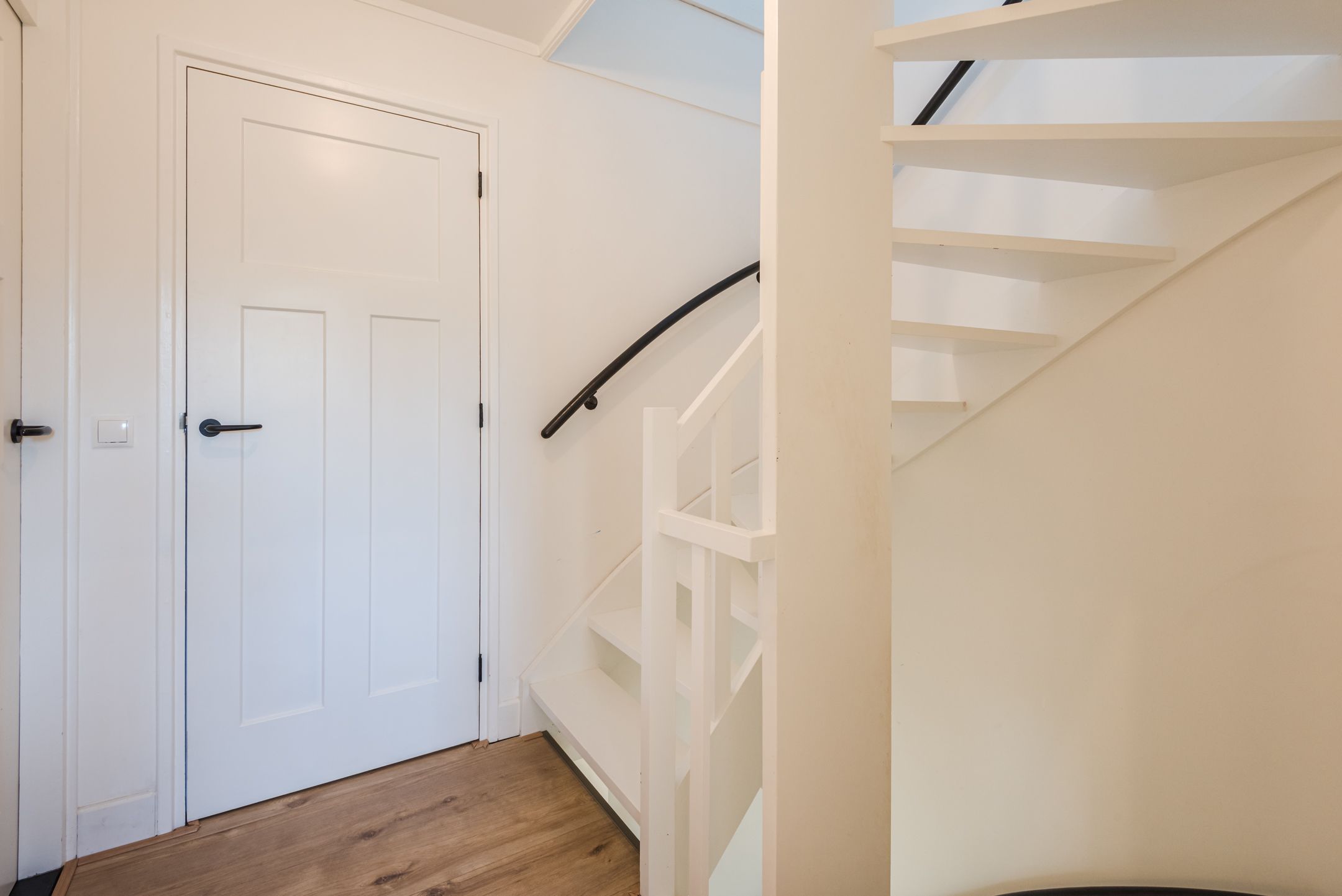 Photo 21 of Mombaerstraat 162