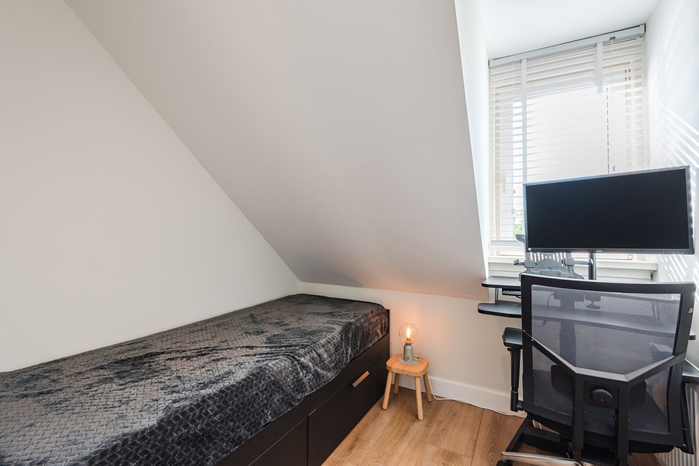 Photo 34 of Mombaerstraat 162