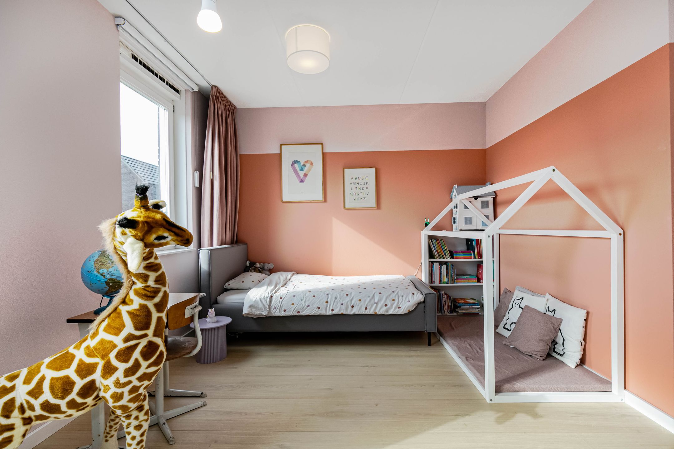 Spacious Move-in Ready Terraced Home with Sunny Garden in Vathorst — 36