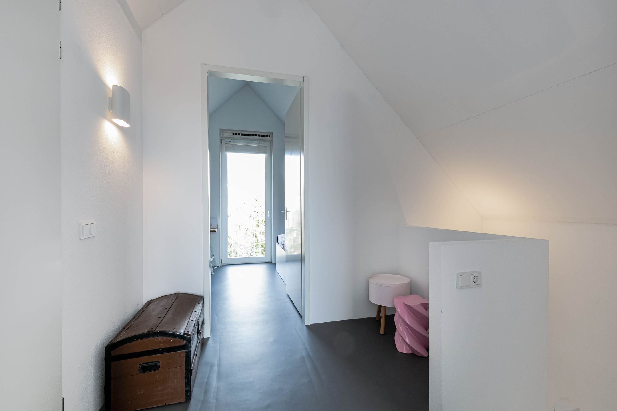 Spacious Move-in Ready Terraced Home with Sunny Garden in Vathorst — 45