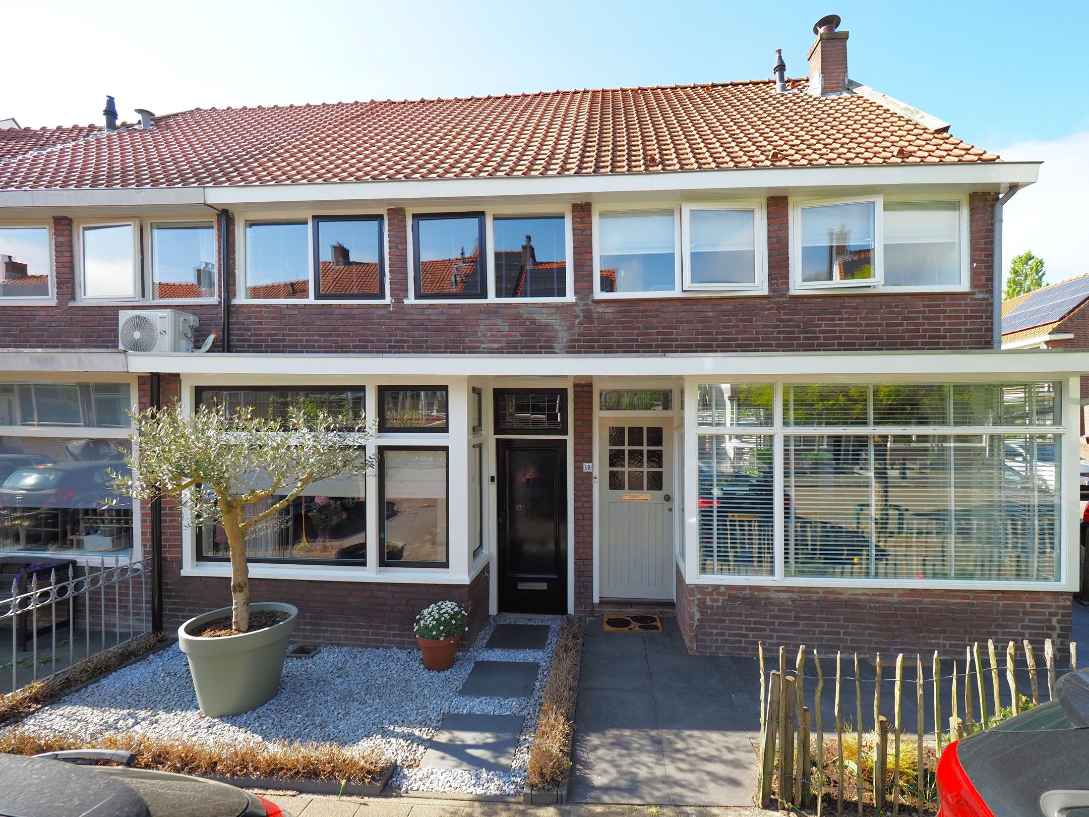 Dwarsstraat 14 