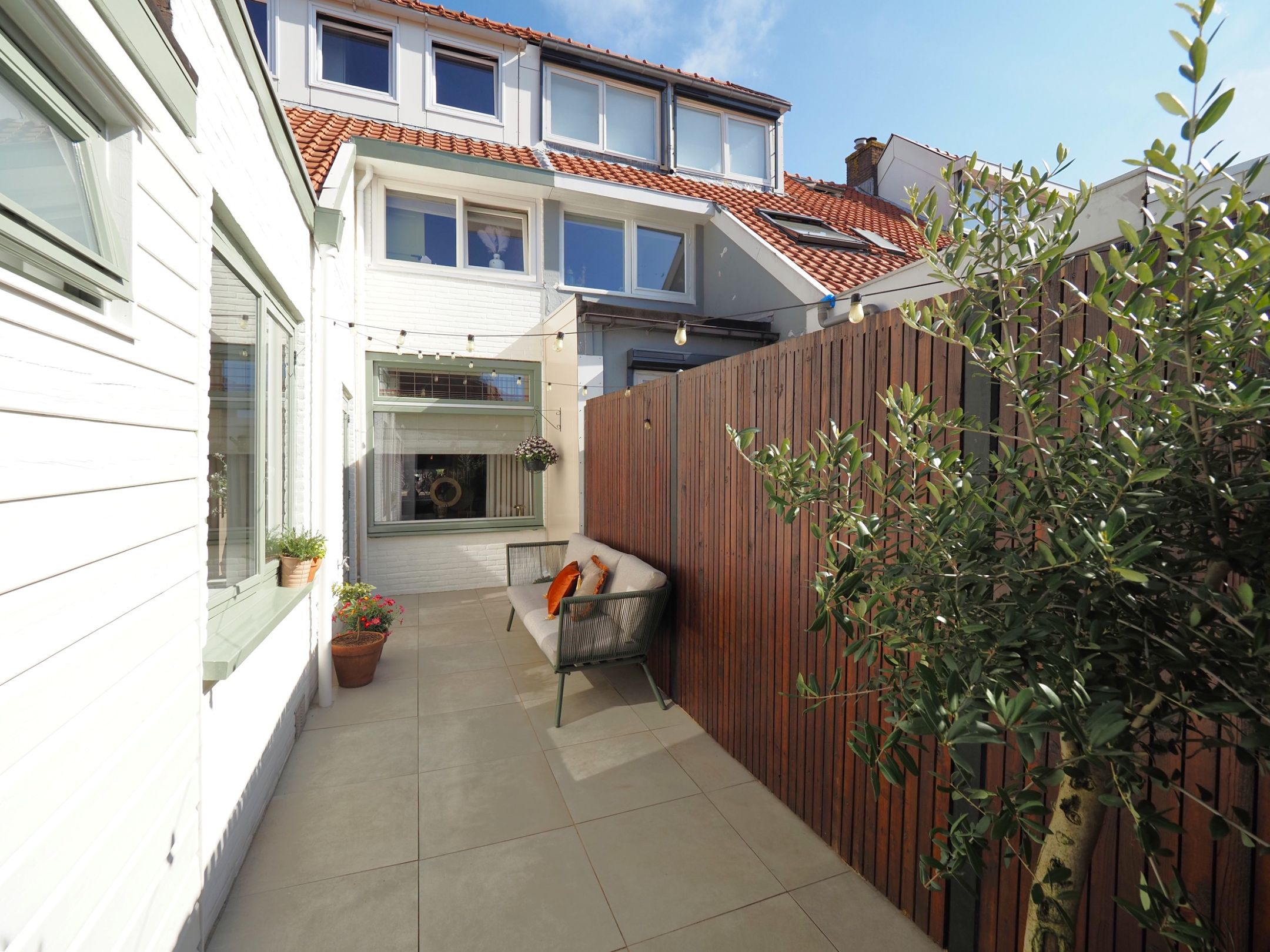 Photo 21 of Dwarsstraat 14