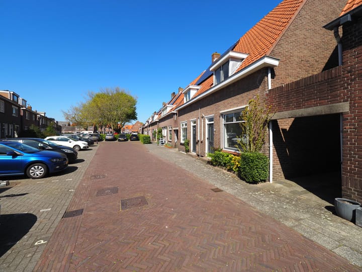 Photo 3 of Burgemeester Drijberplein 44