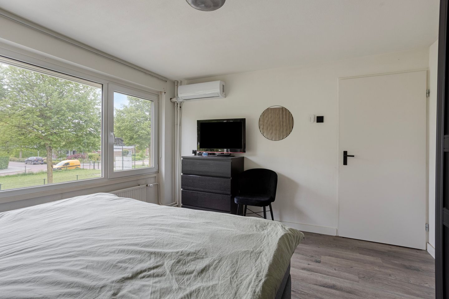 Photo 20 of Hoeflaan 13