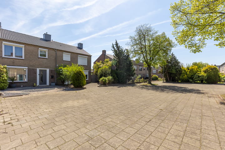 Foto 5 van Eenbesweg 8