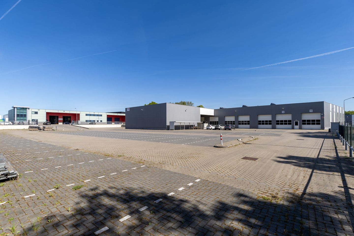 Bekijk foto 3 van Huiskensstraat 49