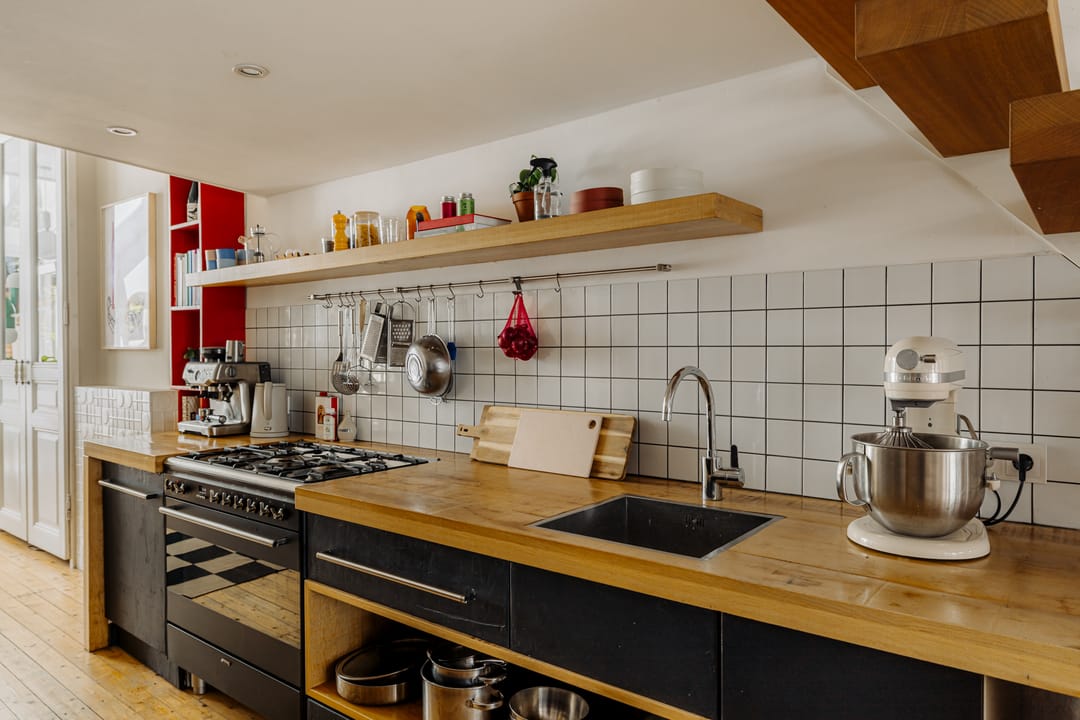 Photo 11 of Van der Hoopstraat 79-H