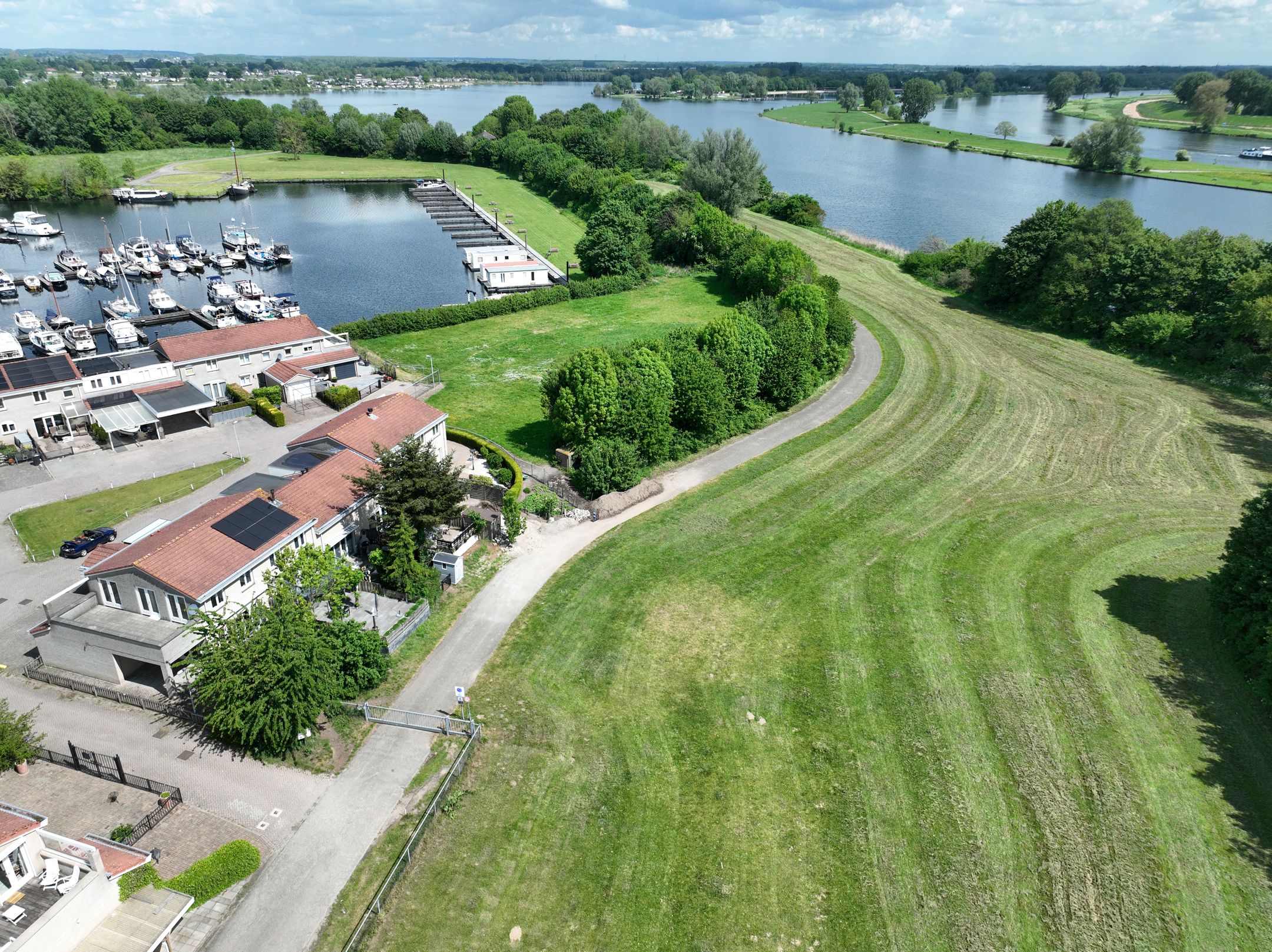 3-bedroom freehold villa in Maasbommel — photo 5 of 5