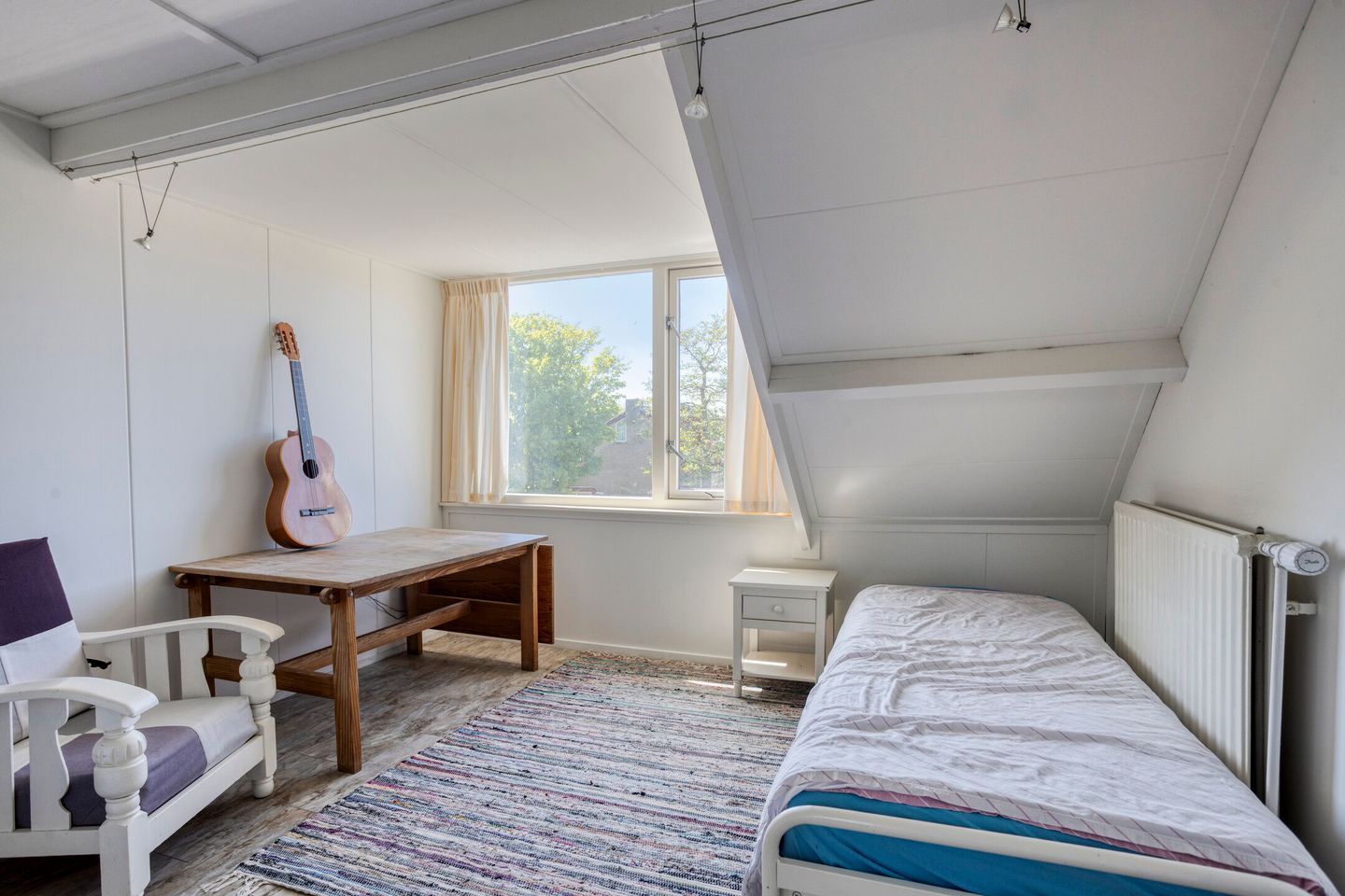 Spacious corner home with garage and sunny garden in Heiloo — 29