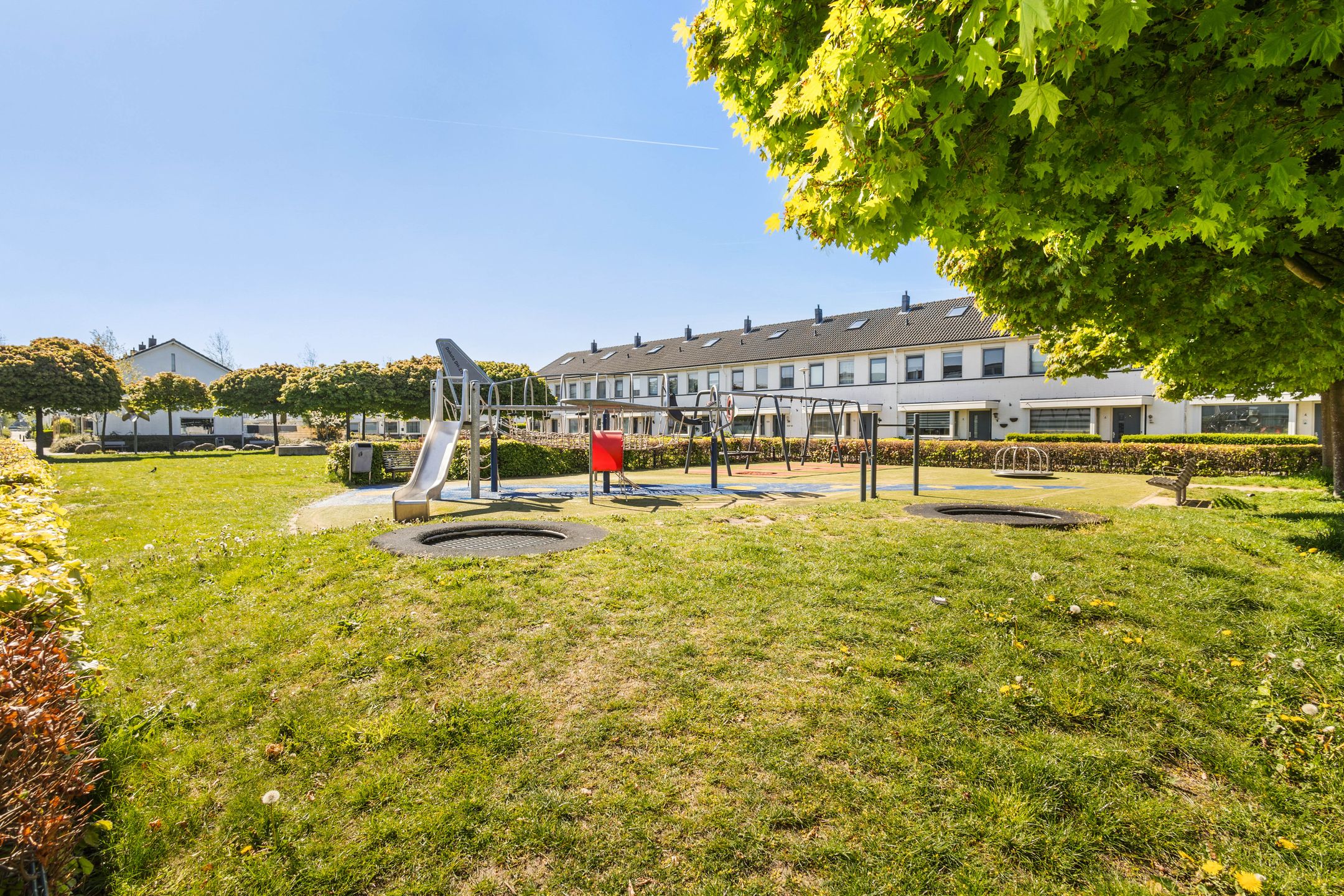Photo 51 of Bekerstraat 12
