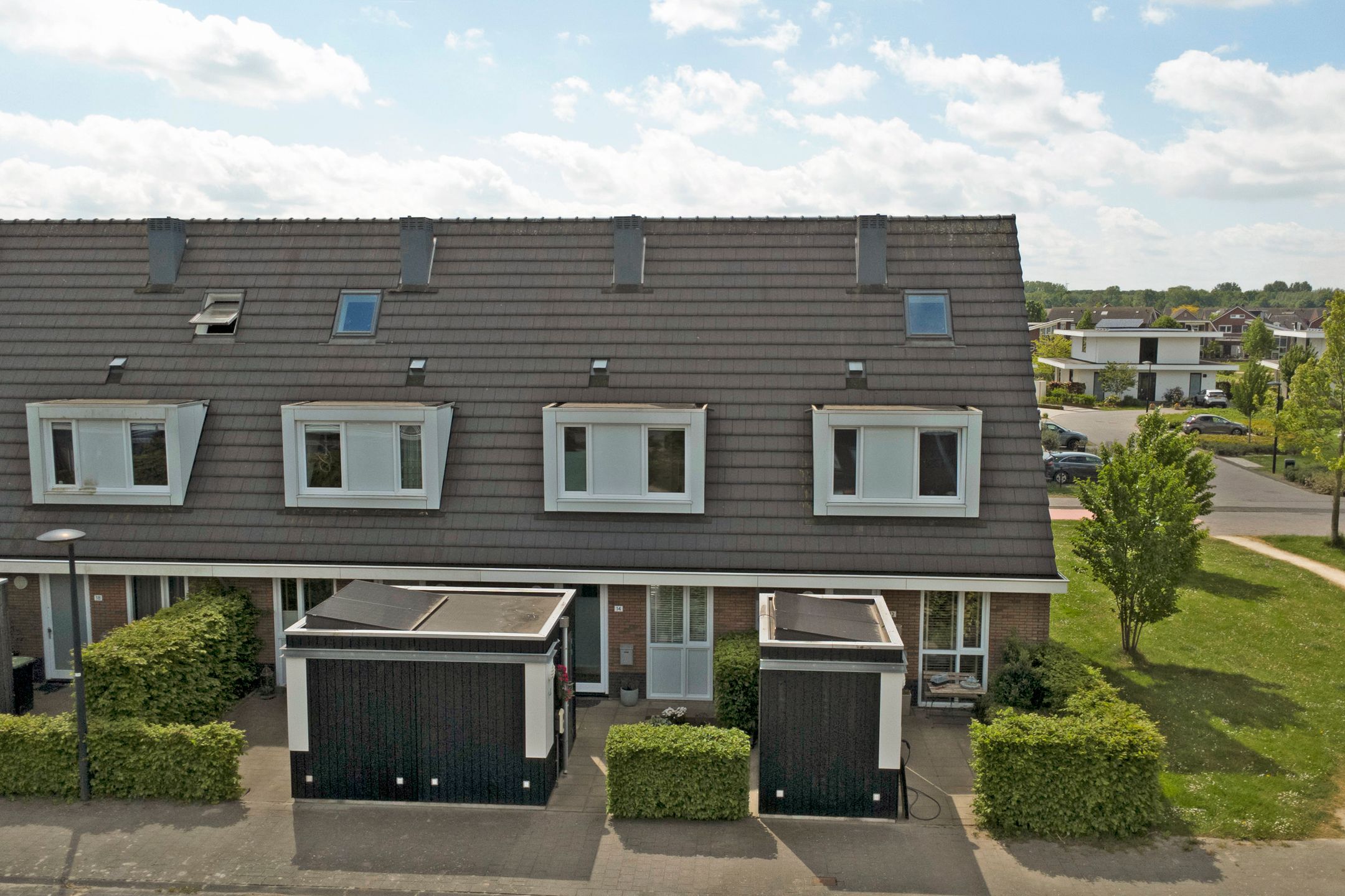 Energy-neutral terraced house with 3 bedrooms and solar panels in Dronten — 33