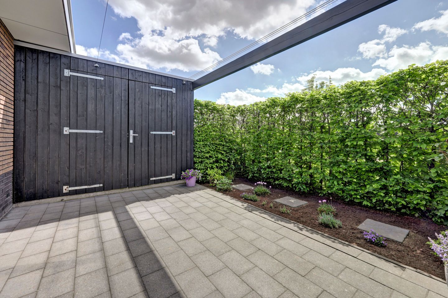 Energy-neutral terraced house with 3 bedrooms and solar panels in Dronten — 40