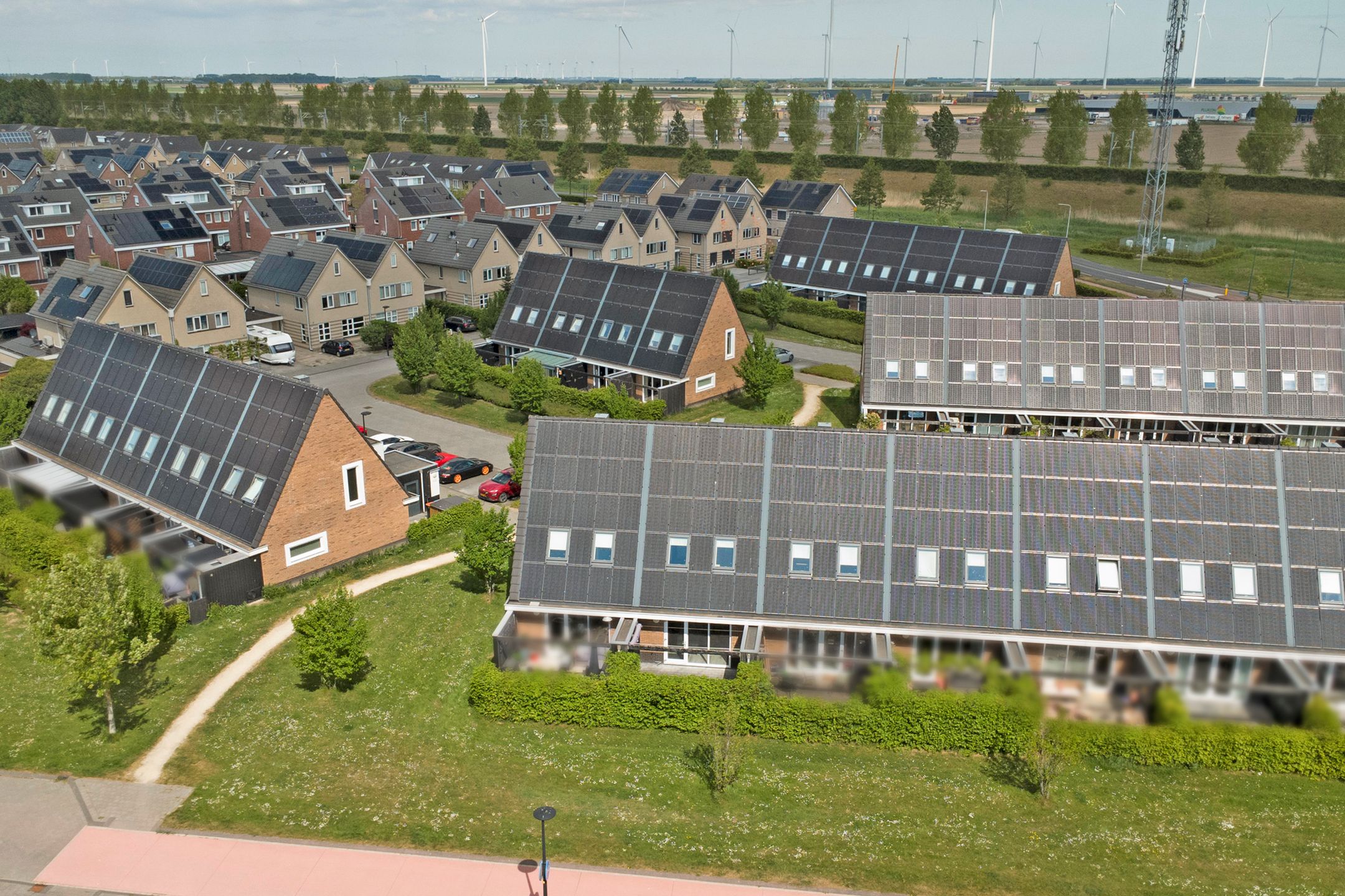 Energy-neutral terraced house with 3 bedrooms and solar panels in Dronten — 36